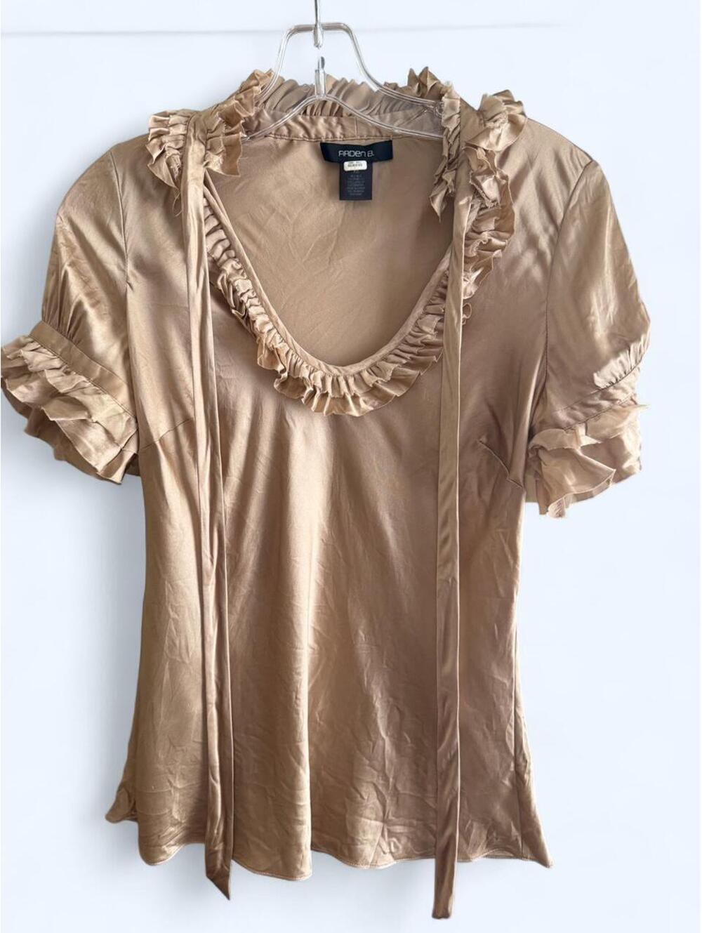 Arden B. silk blouse with ruffles in xs